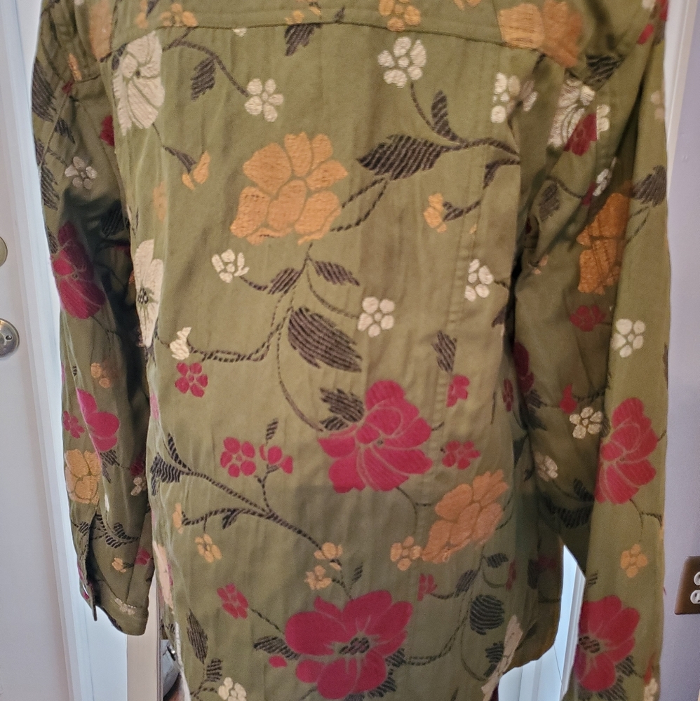 Utility Jacket - Picture 2 of 4